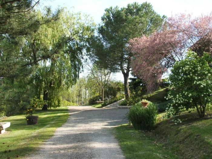 Gite de La Cheneraie Montpezat-de-Quercy Esterno foto